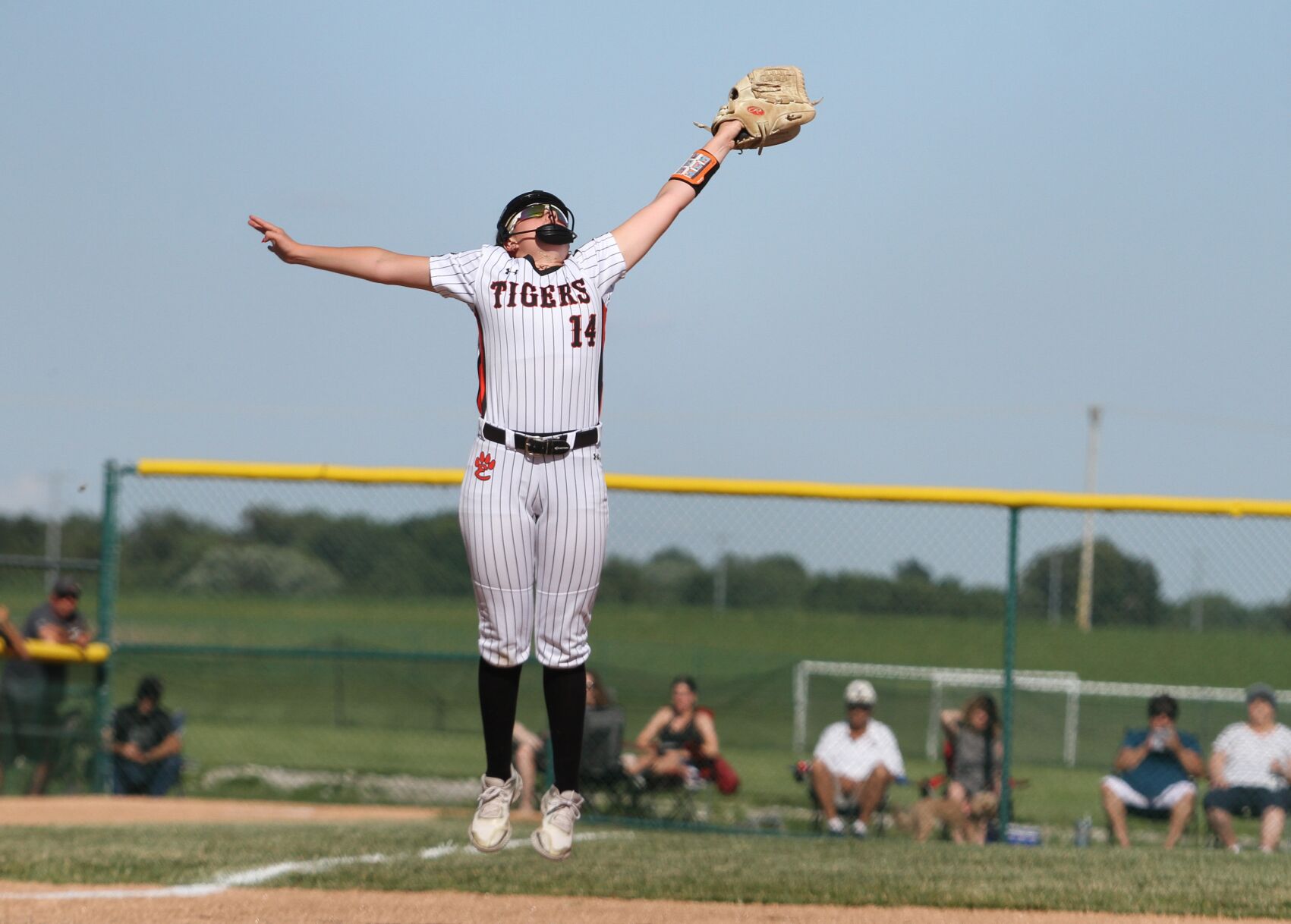 Illinois Class 4A Pekin Sectional: Edwardsville vs Belleville East